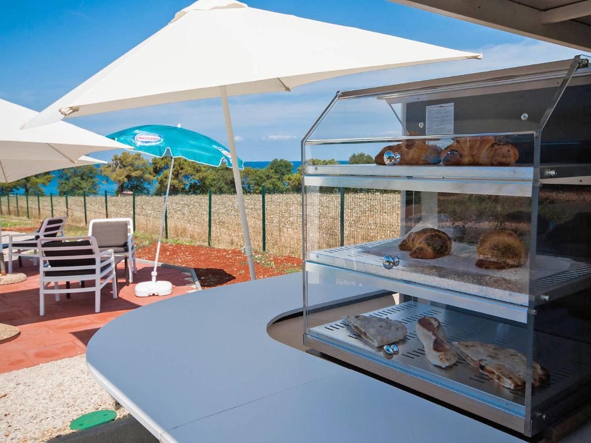 Holiday Home Camping Kastanija-1 By Interhome Rovinj Eksteriør billede