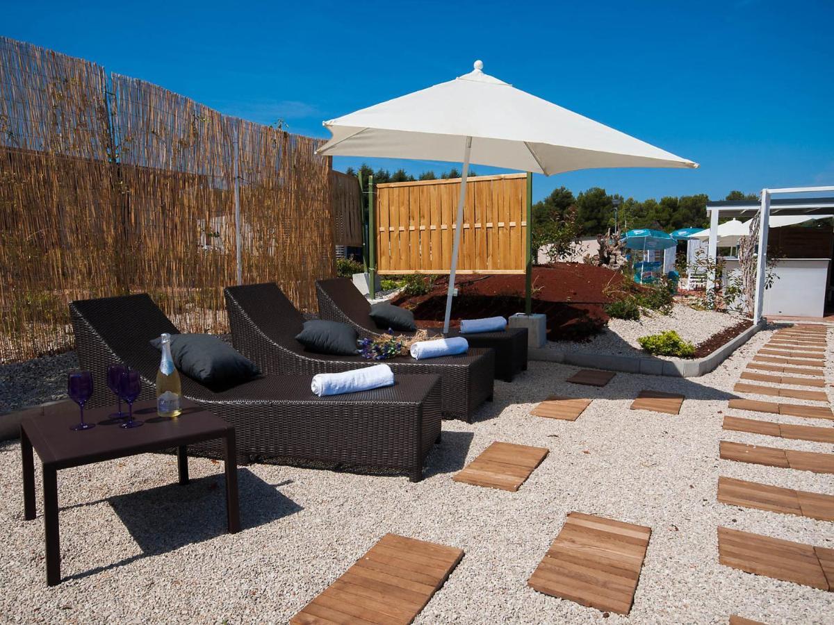 Holiday Home Camping Kastanija-1 By Interhome Rovinj Eksteriør billede